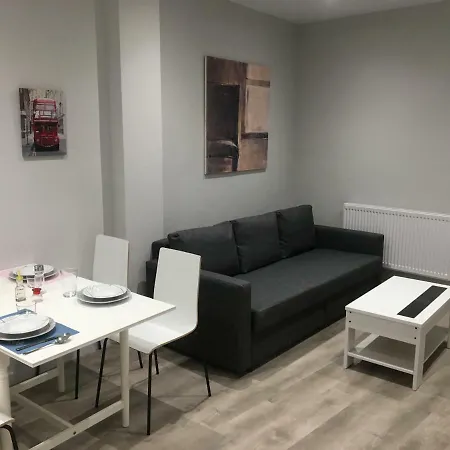 Gyc Viviendas Deluxe *