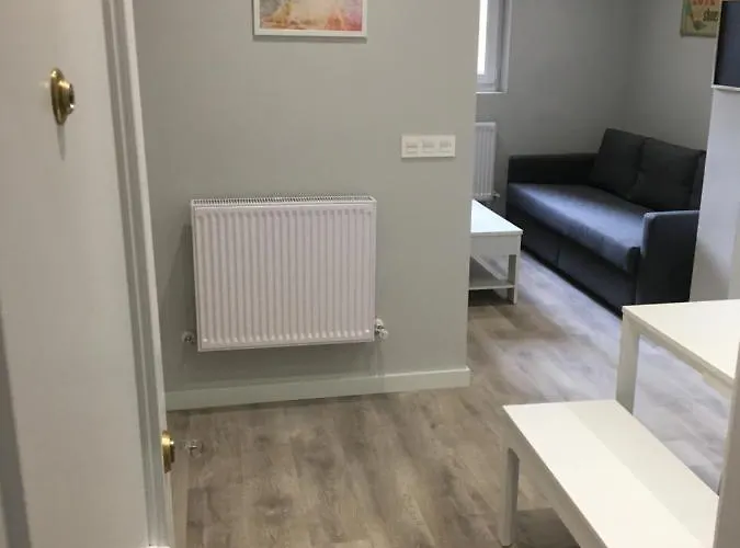 Gyc Viviendas Deluxe Apartment